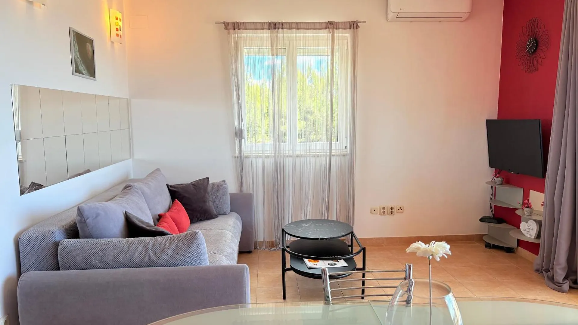 Apartment Elza Trogir 0*,  Kroatien